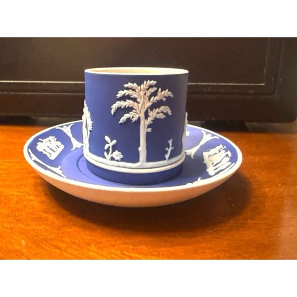 Wedgwood Jasperware Blue & White Demitasse Cup & Saucer Set RARE - Picture 2 of 8